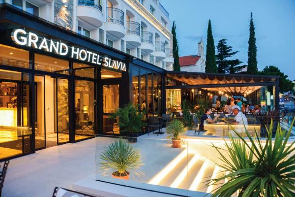 Grand Hotel Slavia ****, Baška Voda, Chorvátsko 1