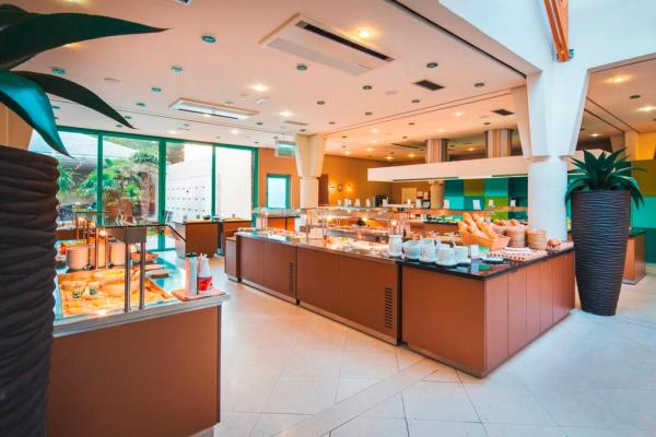 Bretanide Sport & Wellness resort ****, Bol, Brač, Chorvátsko 2