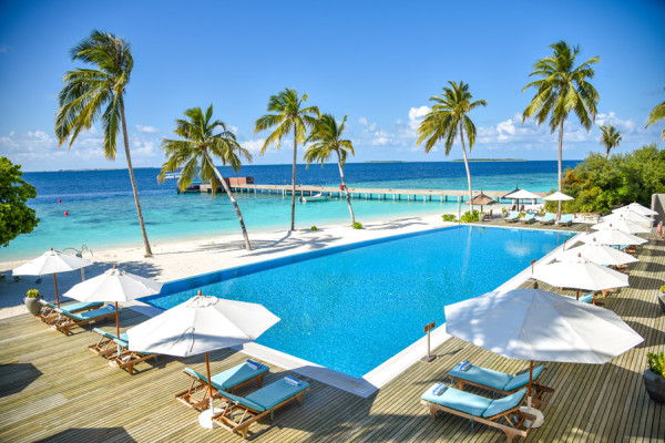 Reethi Faru Resort ****, Maldivy 1