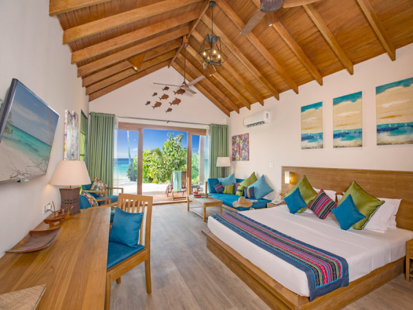 Reethi Faru Resort ****, Maldivy 7