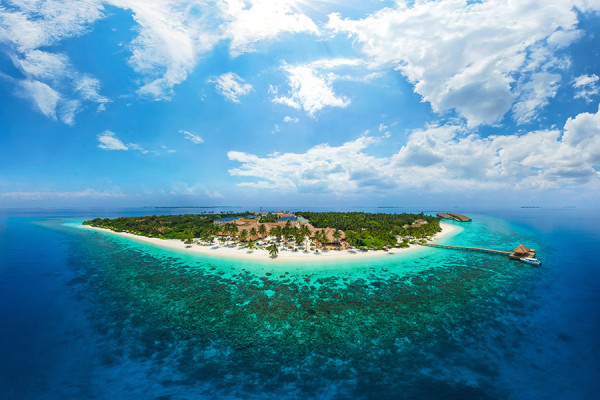 Reethi Faru Resort ****, Maldivy