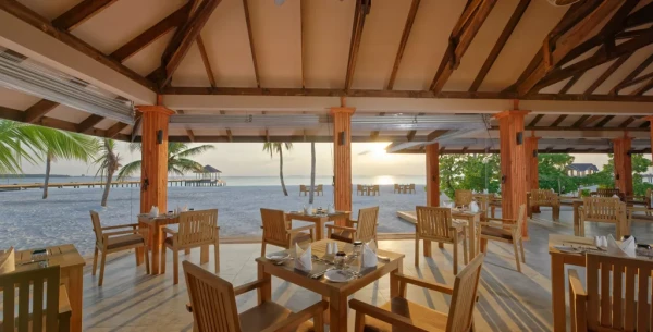 Brennia Kottefaru *****, Maldivy 14