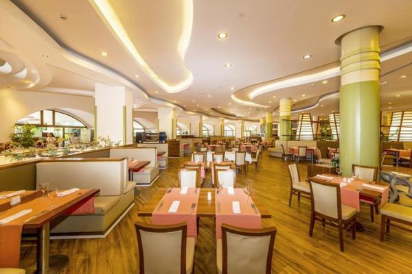 Vonresort Golden Coast Hotel *****, Side, Turecko 16