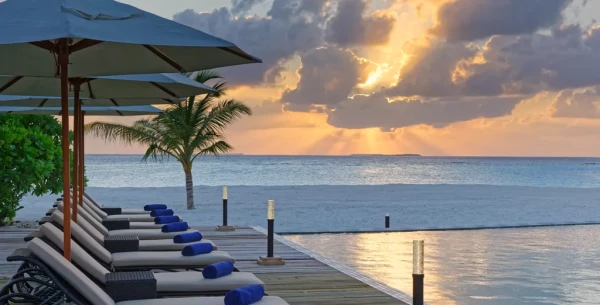 Brennia Kottefaru *****, Maldivy 12